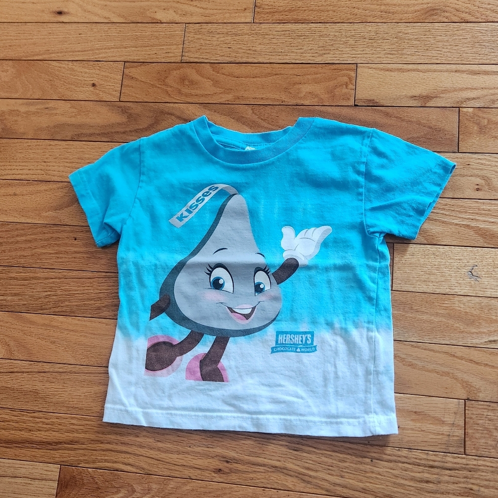 Kid's Hershey's kiss shirt